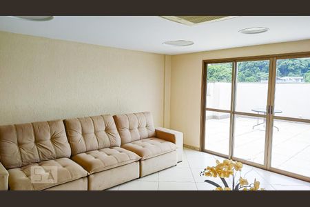 Apartamento à venda com 66m², 2 quartos e 1 vagaÁrea comum - Salão de festas