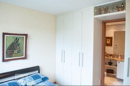 Apartamento à venda com 66m², 2 quartos e 1 vagaQuarto 2 - Suíte