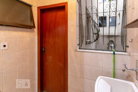 Apartamento para alugar com 69m², 3 quartos e 1 vagaÁrea de Serviço
