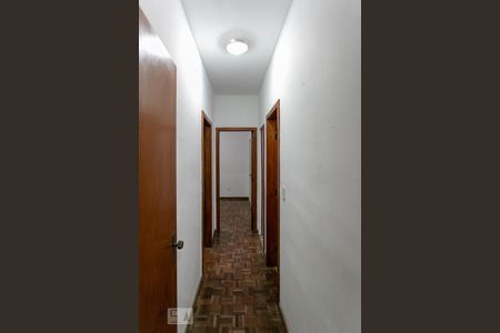 Corredor de apartamento para alugar com 3 quartos, 69m² em Santa Branca, Belo Horizonte
