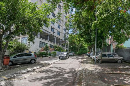 Apartamento à venda com 79m², 3 quartos e 1 vagaÁrea comum de acesso 