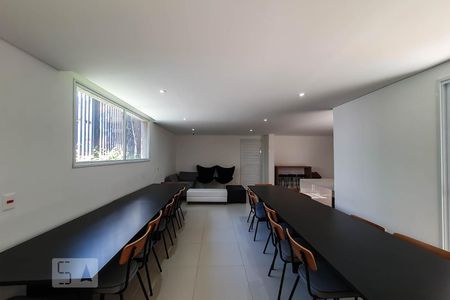 Apartamento para alugar com 28m², 1 quarto e sem vaga Apartamento para alugar com 28m², 1 quarto e sem vagaSalão de Festa