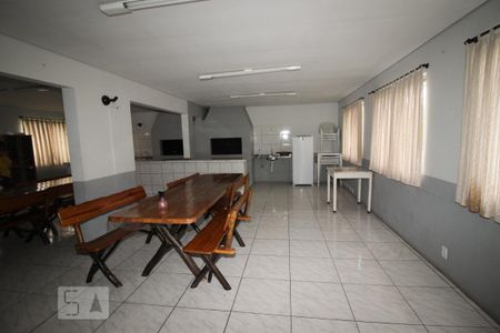 Apartamento para alugar com 40m², 2 quartos e 1 vaga Apartamento para alugar com 40m², 2 quartos e 1 vagaÁrea comum - Salão de festas