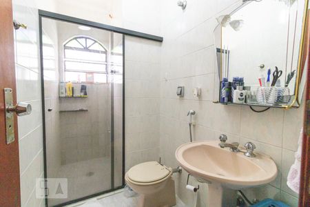Banheiro da Suíte de casa à venda com 3 quartos, 130m² em Vila Tiradentes, São Paulo