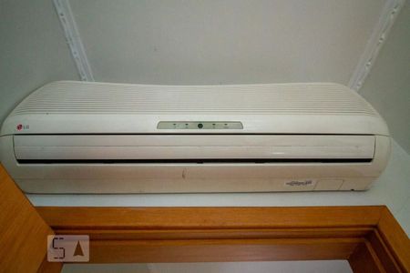 Suíte de casa à venda com 3 quartos, 280m² em Vila Moinho Velho, São Paulo