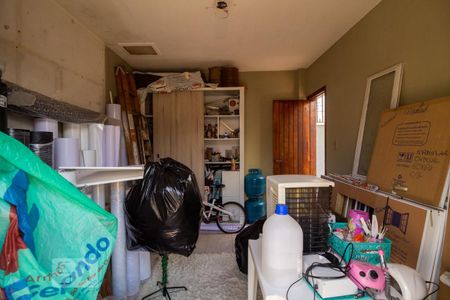 Casa à venda com 280m², 3 quartos e 2 vagasQuarto de Serviço