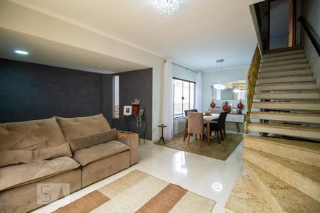 Sala de casa à venda com 3 quartos, 280m² em Vila Moinho Velho, São Paulo