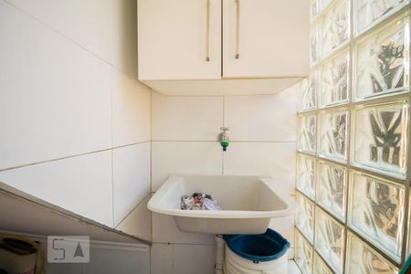 Casa à venda com 280m², 3 quartos e 2 vagasLavanderia