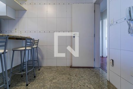 Apartamento para alugar com 144m², 3 quartos e 3 vagasCozinha