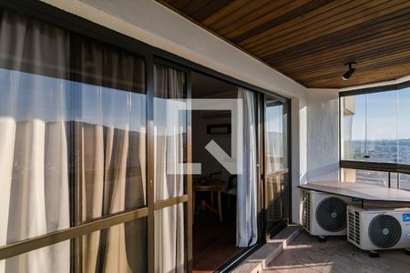 Apartamento para alugar com 144m², 3 quartos e 3 vagasSacada