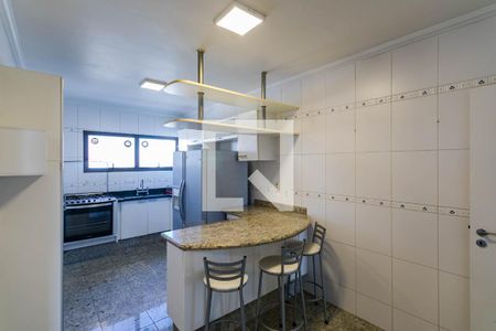 Apartamento para alugar com 144m², 3 quartos e 3 vagasCozinha