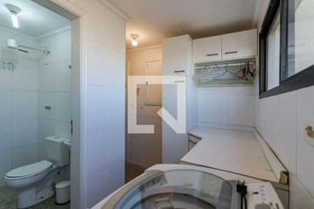 Apartamento para alugar com 144m², 3 quartos e 3 vagasBanheiro de Serviço