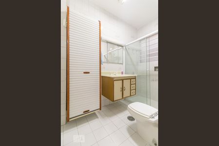 Banheiro de apartamento à venda com 1 quarto, 61m² em Vila Mariana, São Paulo