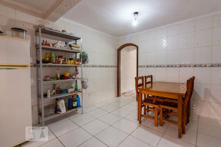 Casa para alugar com 260m², 3 quartos e 2 vagasCozinha