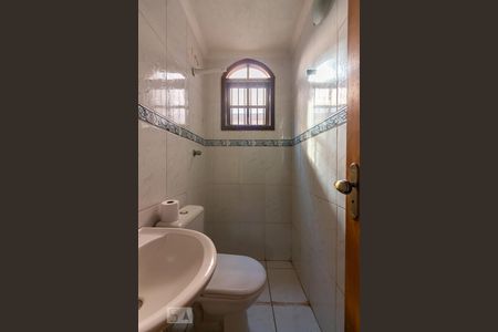 Casa para alugar com 260m², 3 quartos e 2 vagasLavabo