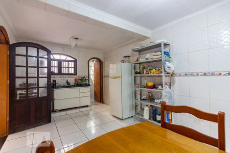 Casa para alugar com 260m², 3 quartos e 2 vagasCozinha