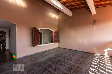 Casa para alugar com 260m², 3 quartos e 2 vagasSacada 2