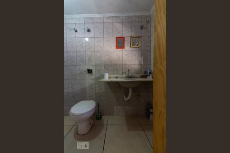 Casa para alugar com 260m², 3 quartos e 2 vagasBanheiro da Suíte