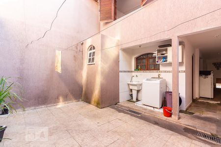 Casa para alugar com 260m², 3 quartos e 2 vagasQuintal