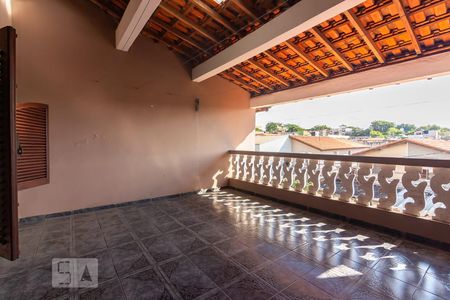 Casa para alugar com 260m², 3 quartos e 2 vagasSacada 2