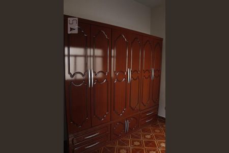 Casa para alugar com 160m², 3 quartos e sem vagaQuarto 2 - Armários