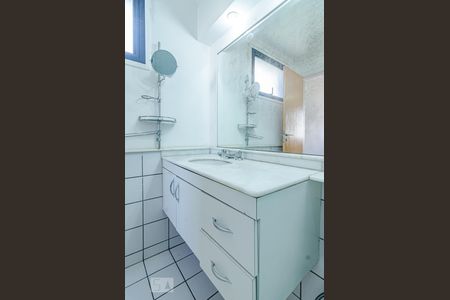 Apartamento à venda com 36m², 1 quarto e 1 vaga Apartamento à venda com 36m², 1 quarto e 1 vagaBanheiro da suíte