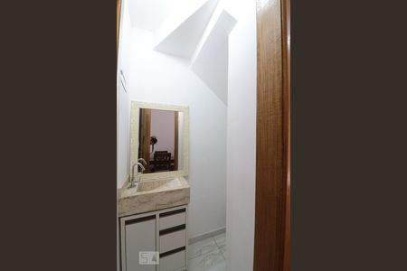 Lavabo de casa para alugar com 2 quartos, 79m² em Penha de França, São Paulo