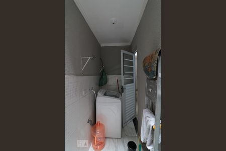 Casa à venda com 79m², 2 quartos e 1 vagaArea de Serviço