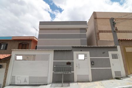 Casa à venda com 79m², 2 quartos e 1 vagaFachada