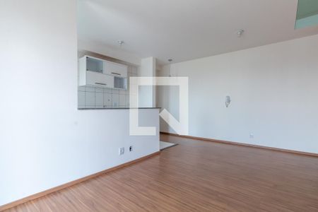 Sala de apartamento para alugar com 2 quartos, 55m² em Jardim Flor da Montanha, Guarulhos