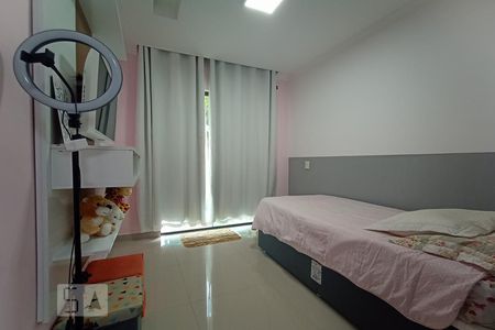 Quarto Suíte 1 de casa de condomínio à venda com 3 quartos, 240m² em Anil, Rio de Janeiro