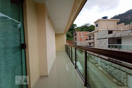 Casa de condomínio à venda com 240m², 3 quartos e sem vagaVaranda da Sala 2