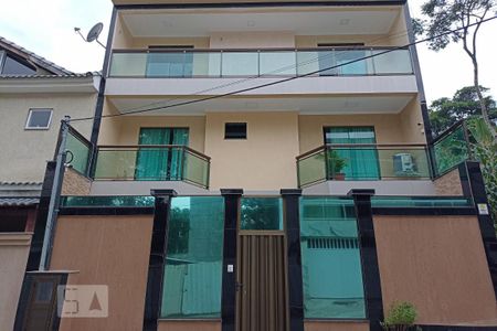 Casa de condomínio à venda com 240m², 3 quartos e sem vagaFachada 