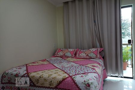 Casa de condomínio à venda com 240m², 3 quartos e sem vagaQuarto Suíte 2