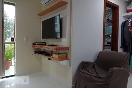Casa de condomínio à venda com 240m², 3 quartos e sem vagaQuarto Suíte 1