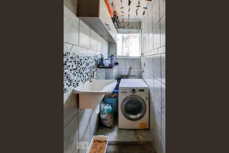 Apartamento à venda com 65m², 2 quartos e 1 vagaÁrea de Serviço