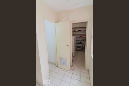 Lavanderia de apartamento para alugar com 3 quartos, 67m² em Vila Butantã, São Paulo