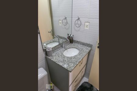 Apartamento à venda com 75m², 2 quartos e 1 vagaBanheiro