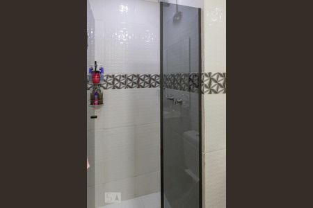 Apartamento à venda com 75m², 2 quartos e 1 vagaBanheiro