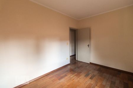 Casa à venda com 190m², 3 quartos e 2 vagas Casa à venda com 190m², 3 quartos e 2 vagasQuarto 1