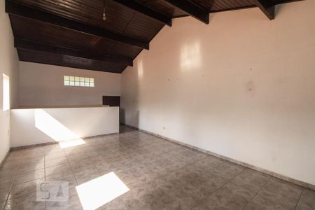 Casa à venda com 190m², 3 quartos e 2 vagas Casa à venda com 190m², 3 quartos e 2 vagasSótão
