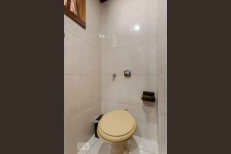 Apartamento à venda com 245m², 3 quartos e 2 vagas Apartamento à venda com 245m², 3 quartos e 2 vagasLavabo