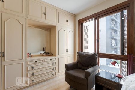 Apartamento à venda com 245m², 3 quartos e 2 vagas Apartamento à venda com 245m², 3 quartos e 2 vagasQuarto 2