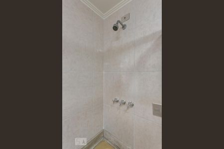 Apartamento à venda com 245m², 3 quartos e 2 vagas Apartamento à venda com 245m², 3 quartos e 2 vagasBanheiro Social 1