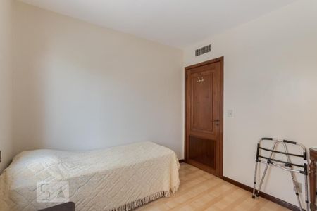 Quarto 1 de apartamento à venda com 3 quartos, 245m² em Petrópolis, Porto Alegre