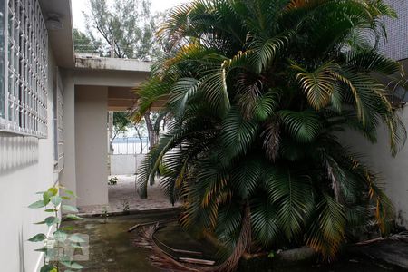 Casa à venda com 400m², 3 quartos e 4 vagasQuintal