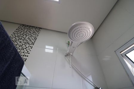 Banheiro suite de casa de condomínio à venda com 2 quartos, 107m² em Chácara Belenzinho, São Paulo