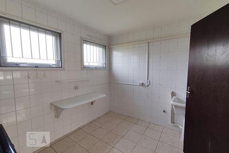 Apartamento para alugar com 60m², 2 quartos e 1 vaga Apartamento para alugar com 60m², 2 quartos e 1 vagaCozinha e Área de Serviço