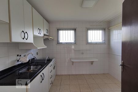 Apartamento para alugar com 60m², 2 quartos e 1 vaga Apartamento para alugar com 60m², 2 quartos e 1 vagaCozinha e Área de Serviço