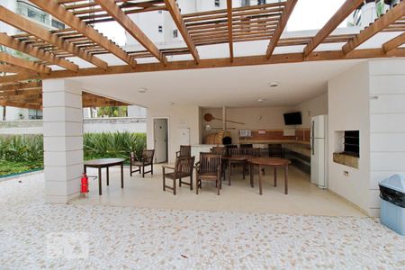 Apartamento à venda com 80m², 2 quartos e 2 vagasÁrea comum - Churrasqueira